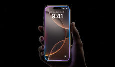 Apple üç milyardıncı iPhone-unu satdı