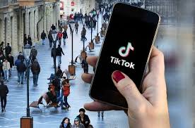 TikTok istifadəçilərin rifahı üçün yeni alətlər istifadəyə verir