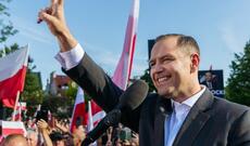 Polşanın yeni prezidenti Polşa ordusunu NATO-nun Avropadakı aparıcı qüvvəsinə çevirəcəyini vəd edib