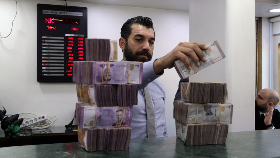 Rusiya Suriyaya milli valyutasını denominasiya etməyə kömək edəcək