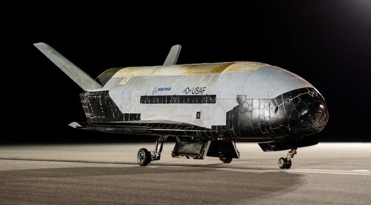 SpaceX kəşfiyyat xarakterli X-37B pilotsuz kosmoplanı Yerin Aşağı Orbitinə çıxarıb