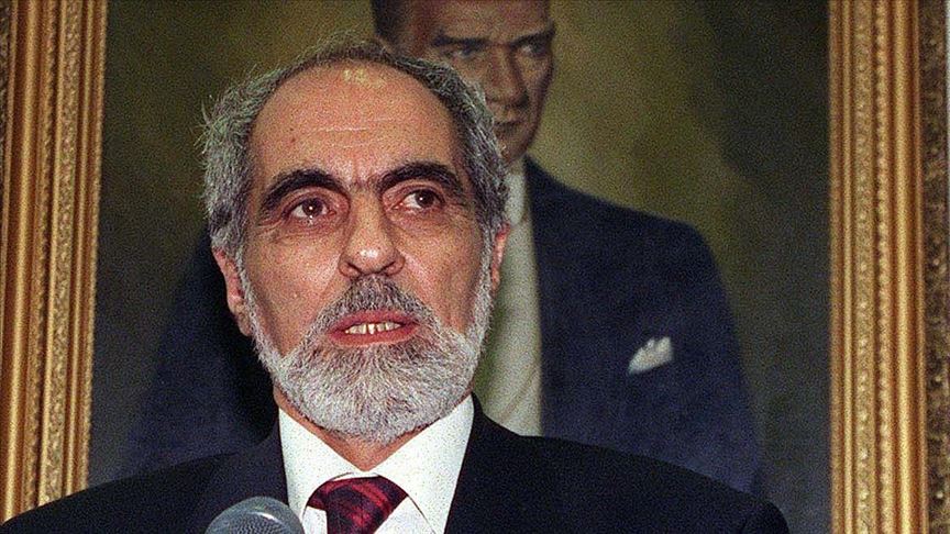 Bu gün Əbülfəz Elçibəyin vəfatından 25 il ötür