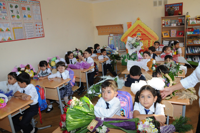 Bu gün Azərbaycanda yeni dərs ili başlayır