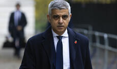 London meri Böyük Britaniyanın baş nazirindən çox qazanır