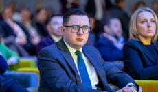 Polşa Aİ-ni 2026-cı ilin sonuna qədər Rusiya neftindən tamamilə imtina etməyə çağırıb