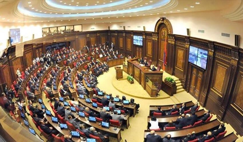 Ermənistan parlamenti Azərbaycanla sülhün yaradılması ilə bağlı bəyanat qəbul edib