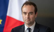 Fransada Lekornunun rəhbərlik etdiyi yeni hökumət qurulub