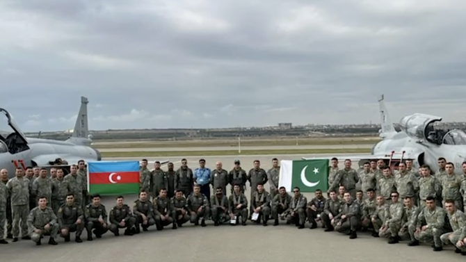 Pakistanın JF-17 Thunder Block-III döyüş təyyarələri “Hind Qalxanı Alpha” ikitərəfli hava təlimində iştirak etmək üçün Azərbaycana gəlib