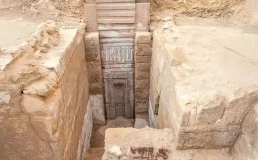 Misirdə sirli bir qədim "çəhrayı qapı" aşkar edilib ki, onu açmaq mümkün deyil