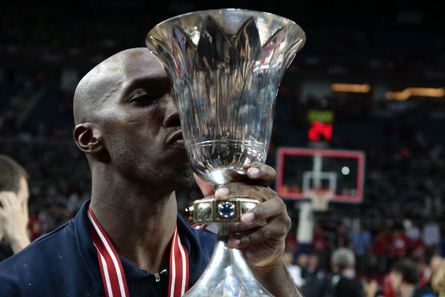 NBA çempionu FTB tərəfindən mafiya əlaqələrinə görə həbs edilib