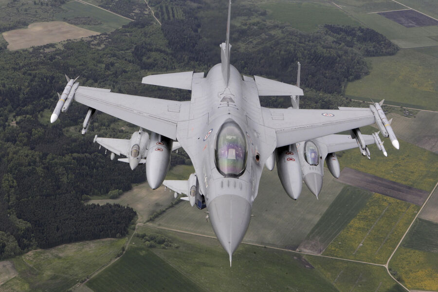 Türkiyə və Böyük Britaniya arasında "Typhoon" qırıcı təyyarələrinin alınması üçün 10,7 milyard dollarlıq müqavilə imzalanıb
