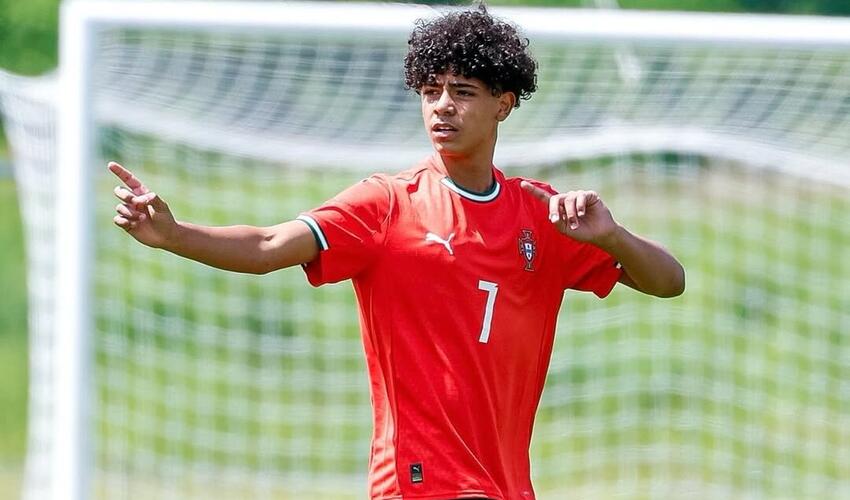 Portuqaliyanın gənclərdən ibarət milli komandası Kriştiano Ronaldonun oğlunun debüt matçında qalib oldu