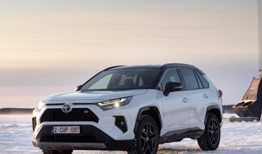 Dünyanın ən populyar 10 avtomobilinin adı açıqlanıb