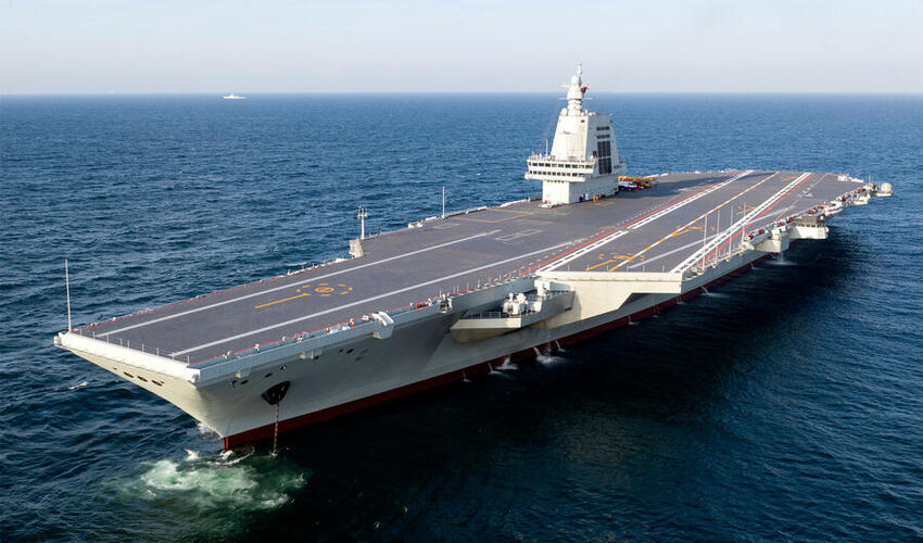 Çin üçüncü təyyarədaşıyıcı gəmisi olan “Fujian”ı istifadəyə verib