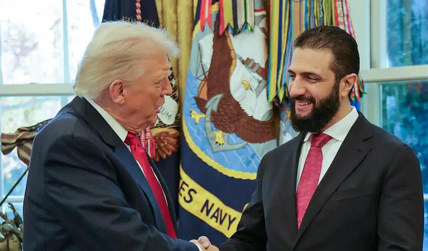 Tramp Ağ Evdə Suriyanın müvəqqəti prezidentini qəbul edib