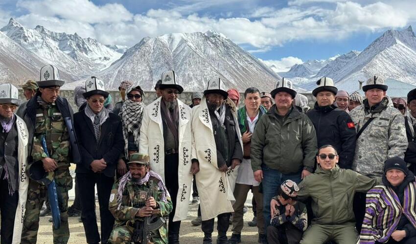 On minlərlə  etnik qırğız "Qayrılman"  (Qayıdış-qayıdanlar) statusu alıb