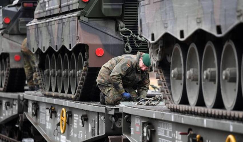 NATO Rusiya sərhədinə qoşunların yerləşdirilməsini sürətləndirəcək