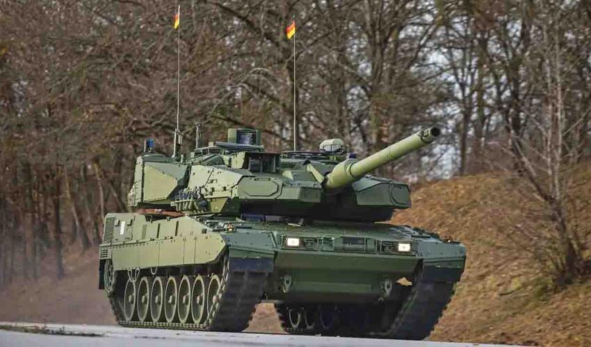 Almaniya ən yeni "Leopard 2A8" tankını təqdim etdi