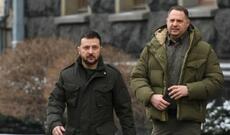 Zelenski korrupsiya skandalı səbəbindən ofisinin rəhbəri Yermakı işdən çıxarmaqdan imtina etdi