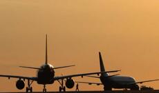 Bir neçə aviaşirkət Venesuelaya uçuşları dayandırıb