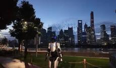 Çinli android-robotu üç günə 106 km məsafə qət edərək Ginnesin Rekordlar Kitabına düşüb