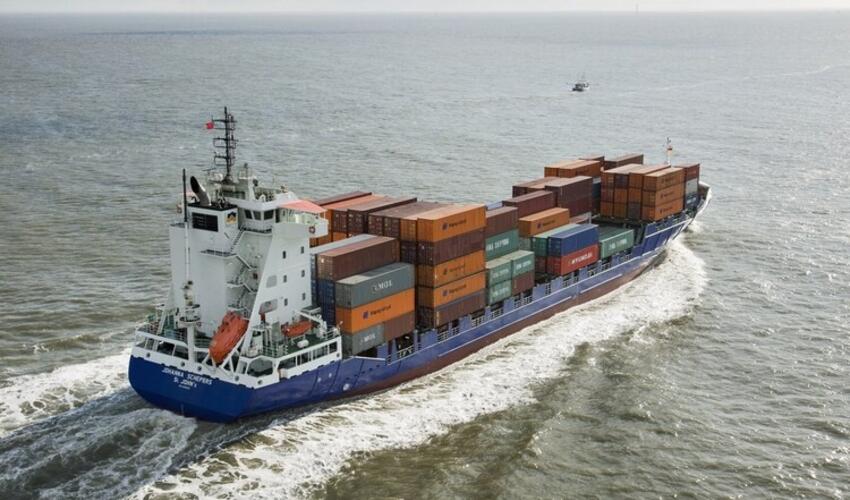 Qazaxıstan Azərbaycandan konteyner daşıyan iki dəniz gəmisi alacaq