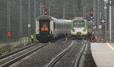 Polşada dəmir yolunu bombalamaqda ittiham olunan iki ukraynalı qiyabi olaraq həbs edilib