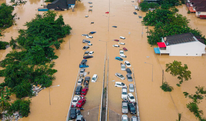 Cənub-Şərqi Asiyada daşqınlar nəticəsində ölənlərin sayı 250-ni keçib