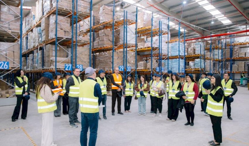 “Avromed Company” MMC müasir texnologiyalı farmasevtik deposuna media turu təşkil etdi