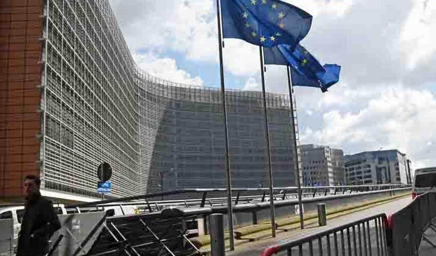 ABŞ Avropa ölkələrinin Kiyev üçün Rusiya aktivlərindən istifadə etmək planlarını pozmağa çalışıb