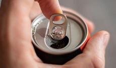 İnsult riskini əhəmiyyətli dərəcədə artıran içki müəyyən edilib