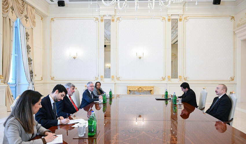 Prezident İlham Əliyev “John Deere” şirkətinin Mərkəzi Asiya və MDB ölkələri üzrə prezidentini qəbul edib