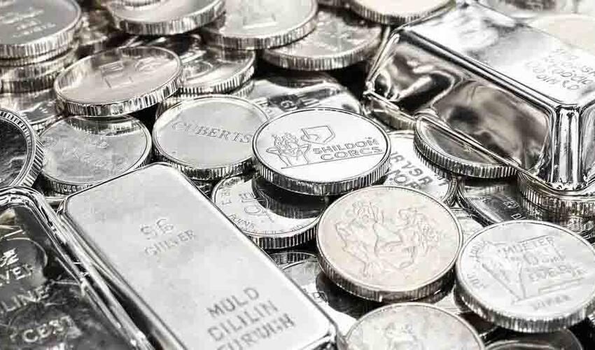 Gümüşün qiyməti tarixində ilk dəfə unsiya başına 62 dollardan yuxarı qalxdı