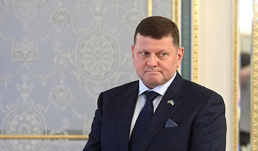 Zalujnı Ukraynada vətəndaş müharibəsi riski barədə xəbərdarlıq etdi