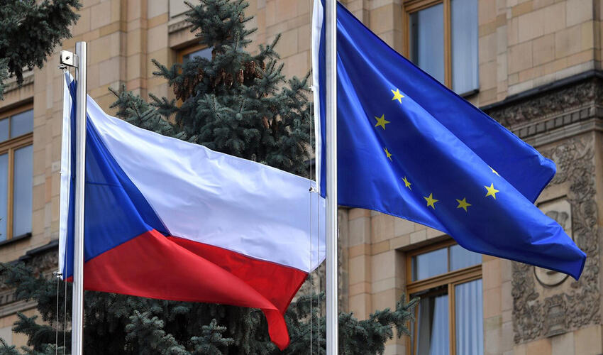 Çexiya hökuməti AB miqrasiya paktını rədd edir