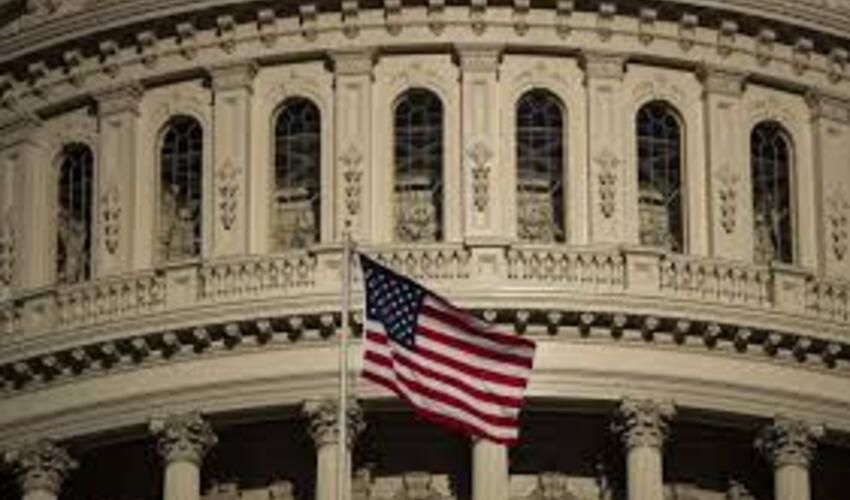 ABŞ Nümayəndələr Palatası Venesuelada hərbi əməliyyatlara qarşı qətnaməni rədd etdi