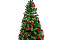 Ağac bəzəmək tamamilə türk adətidir və Avropaya qədim türklərdən keçib