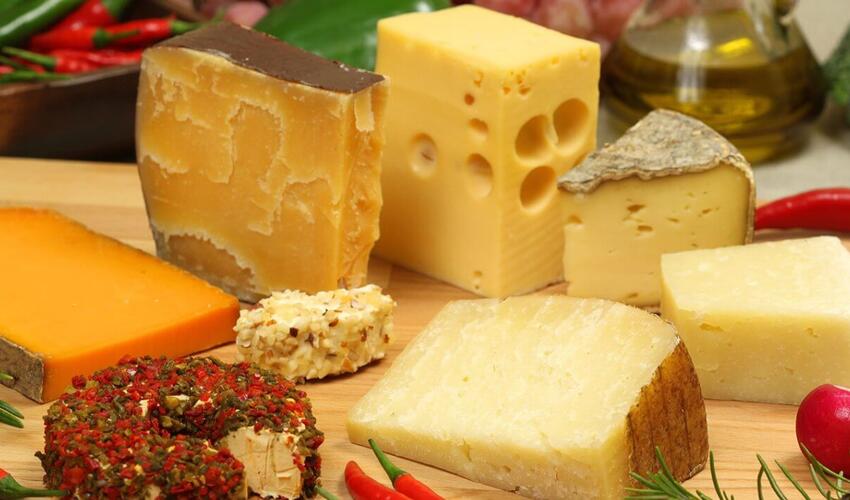 İsveçdə aparılan araşdırma, yağlı pendir və qaymağın demans riskini azaltdığını göstərib