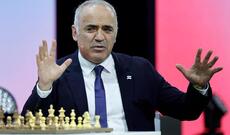 Müstəntiqlər Qarri Kasparovun qiyabi həbsini tələb ediblər