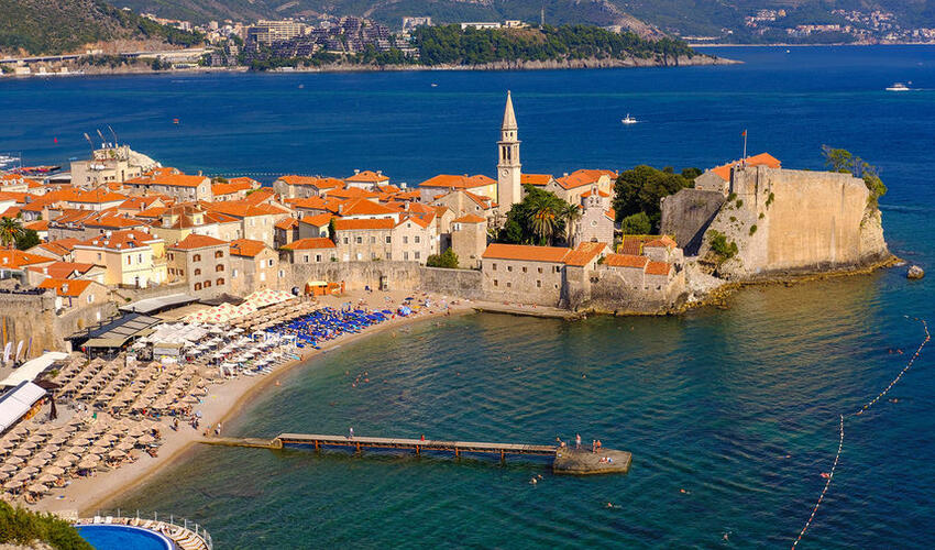 Monteneqro Türkiyə ilə vizasız səyahəti bərpa edib