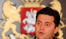 Gürcüstanın keçmiş müdafiə naziri etiraz aksiyası təşkil etdiyinə görə saxlanılıb