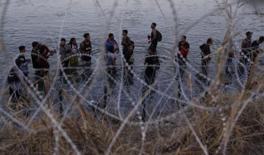 ABŞ Daxili Təhlükəsizlik Departamenti (DHS) 2025-ci ildə 17.500-dən çox miqrantı həbs edib