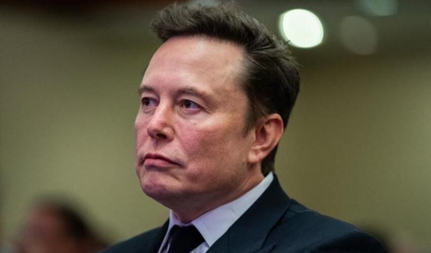 Mask Vensin təsiri altında öz partiyasını yaratmaq ideyasından imtina etdi