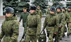 Putin hərbi xidmətə ilboyu çağırış haqqında fərman imzalayıb