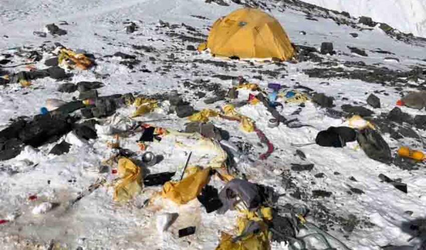 Nepal hakimiyyəti Everestdəki zibil problemini həll etmək proqramının uğursuzluğunu etiraf edib