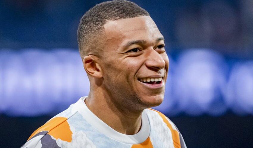 “Transfermarkt” dünya futbolunun ən bahalı hücumçularını açıqlayıb