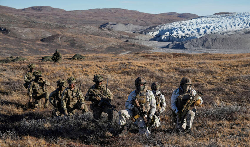 NATO ABŞ və Danimarka arasında münaqişə riski səbəbindən Arktikadakı mövcudluğunu gücləndirməyi planlaşdırır