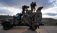 Suriya ordusu Deyr əz-Zorun şərq rayonlarına daxil olur