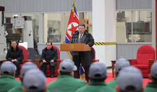 Kim Çen In vitse-premyeri ictimai şəkildə tənqid edərək vəzifəsindən azad edib