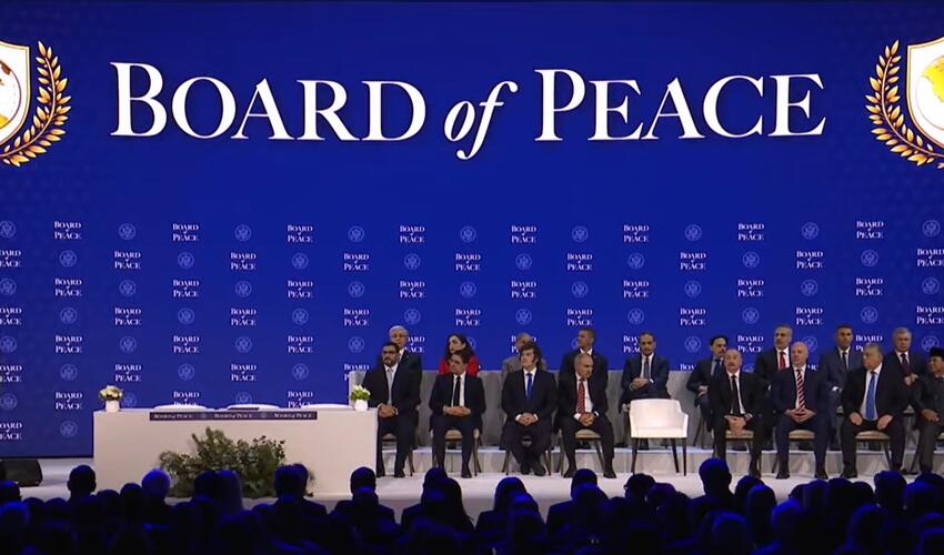 Davosda “Sülh Şurası” təsis edilib